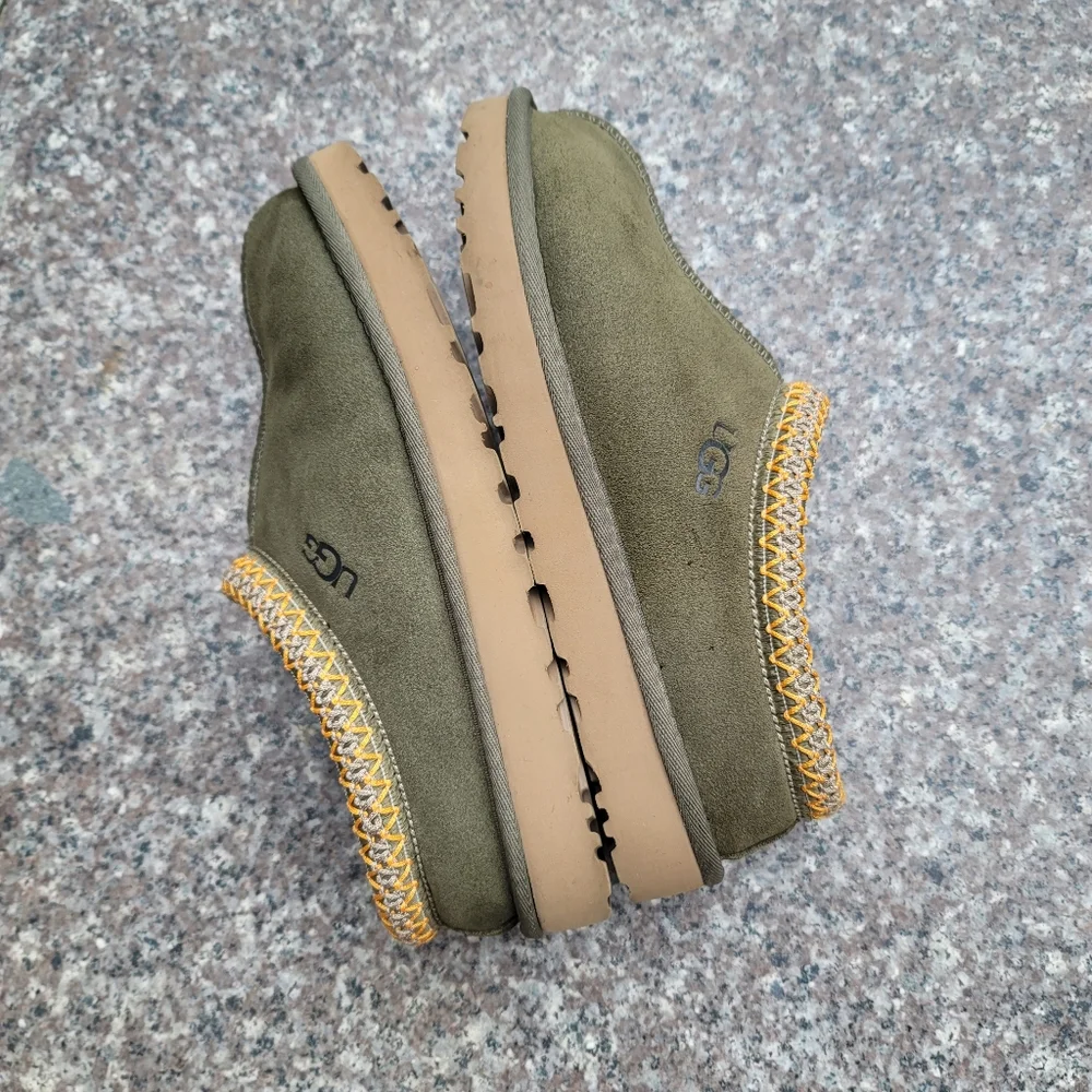 UGG slippers - Picture 5 of 11